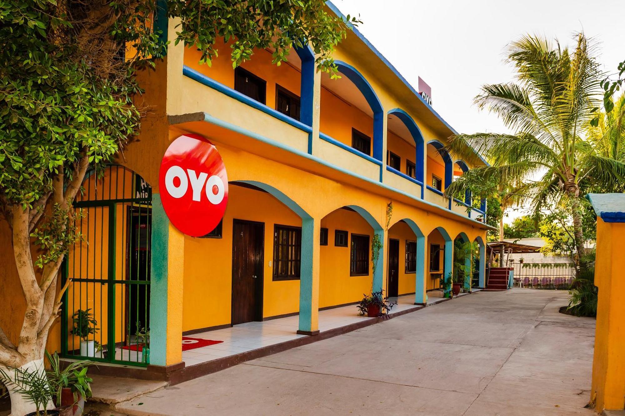 Oyo Hotel Miramar, Loreto โลเรโต ภายนอก รูปภาพ